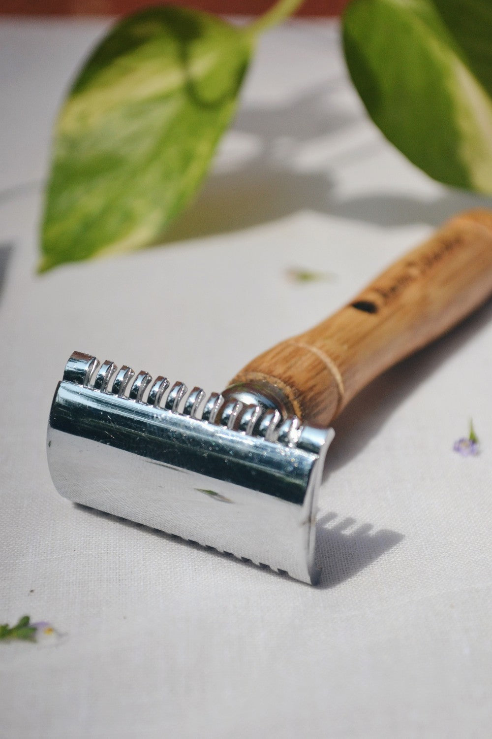 .Reusable Bamboo Safety Razor (Double Edged)