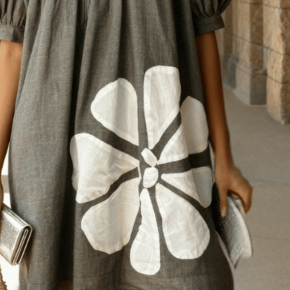 Grey Handwoven Mangalgiri Fabric With Handmade Flower Patchwork