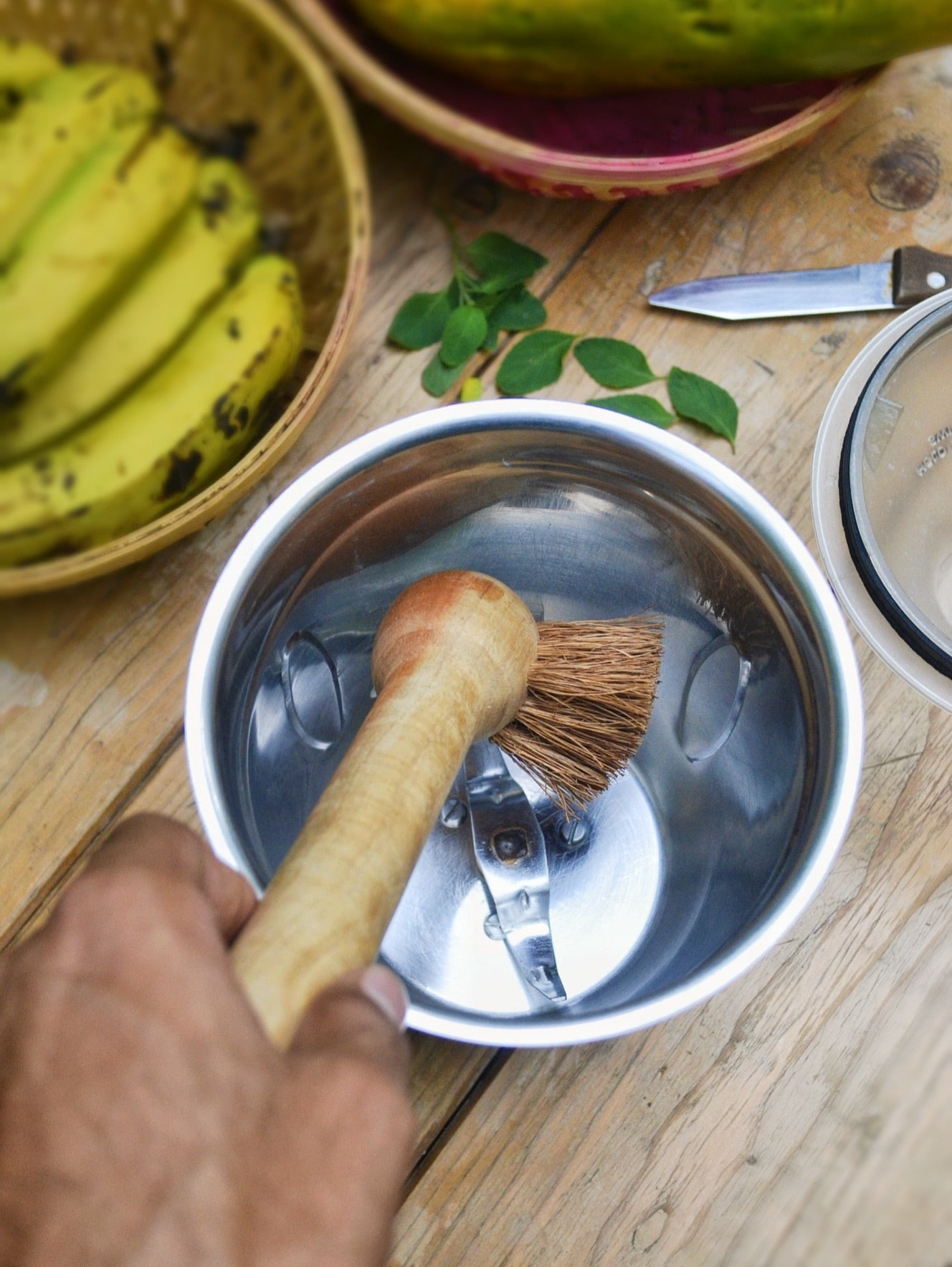 .Coconut Fiber - Dip Brush